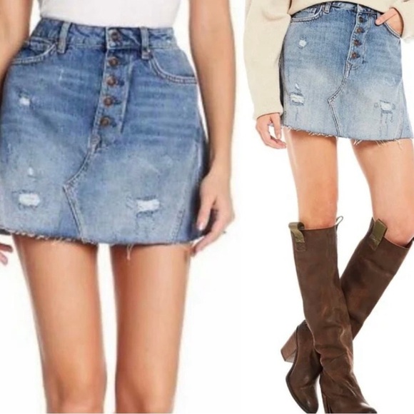 FREE PEOPLE Distressed Denim Button Fly Miniskirt Sz 25 - Picture 1 of 5